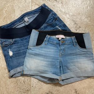 Lot of 2 maternity shorts